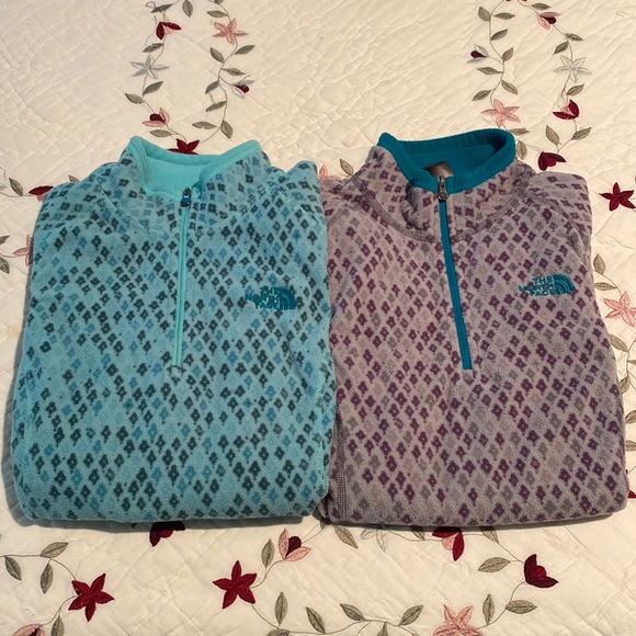 North Face Pullovers - Picture 1 of 7